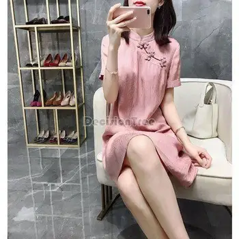 2024 m. naujasis Kinijos stilius derliaus satino cheongsam lady temperamentas atsitiktinis kasdien qipao apykaklės rožinė pagerėjo seksualus cheongsam suknelė